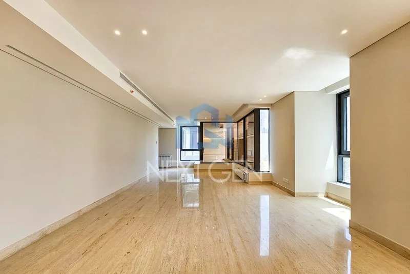 Apartment for Sale in Ain Al Mraiseh
