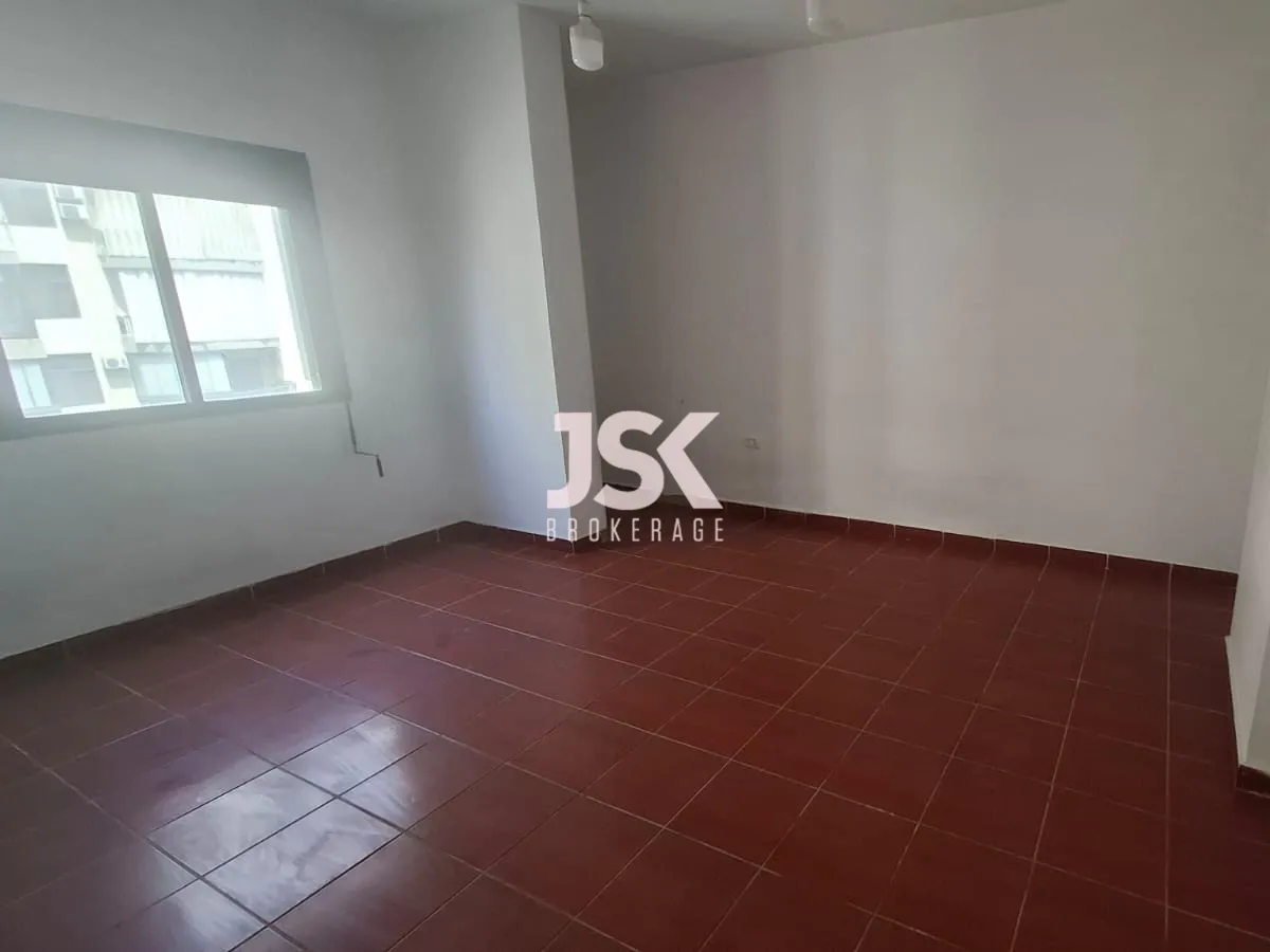 Office for sale in Jdeideh