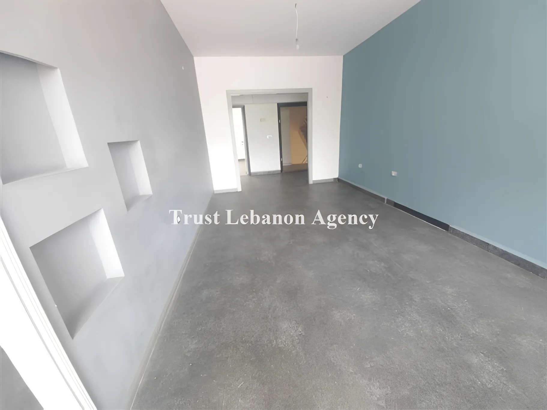 Office for sale in Metn, Antelias