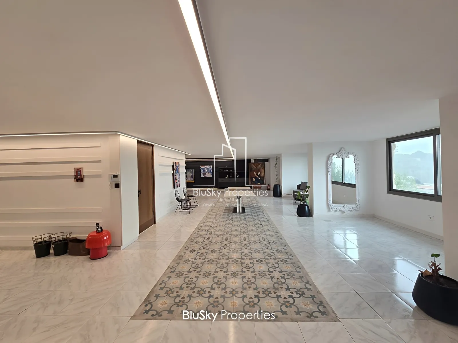 Office for sale in Mansourieh