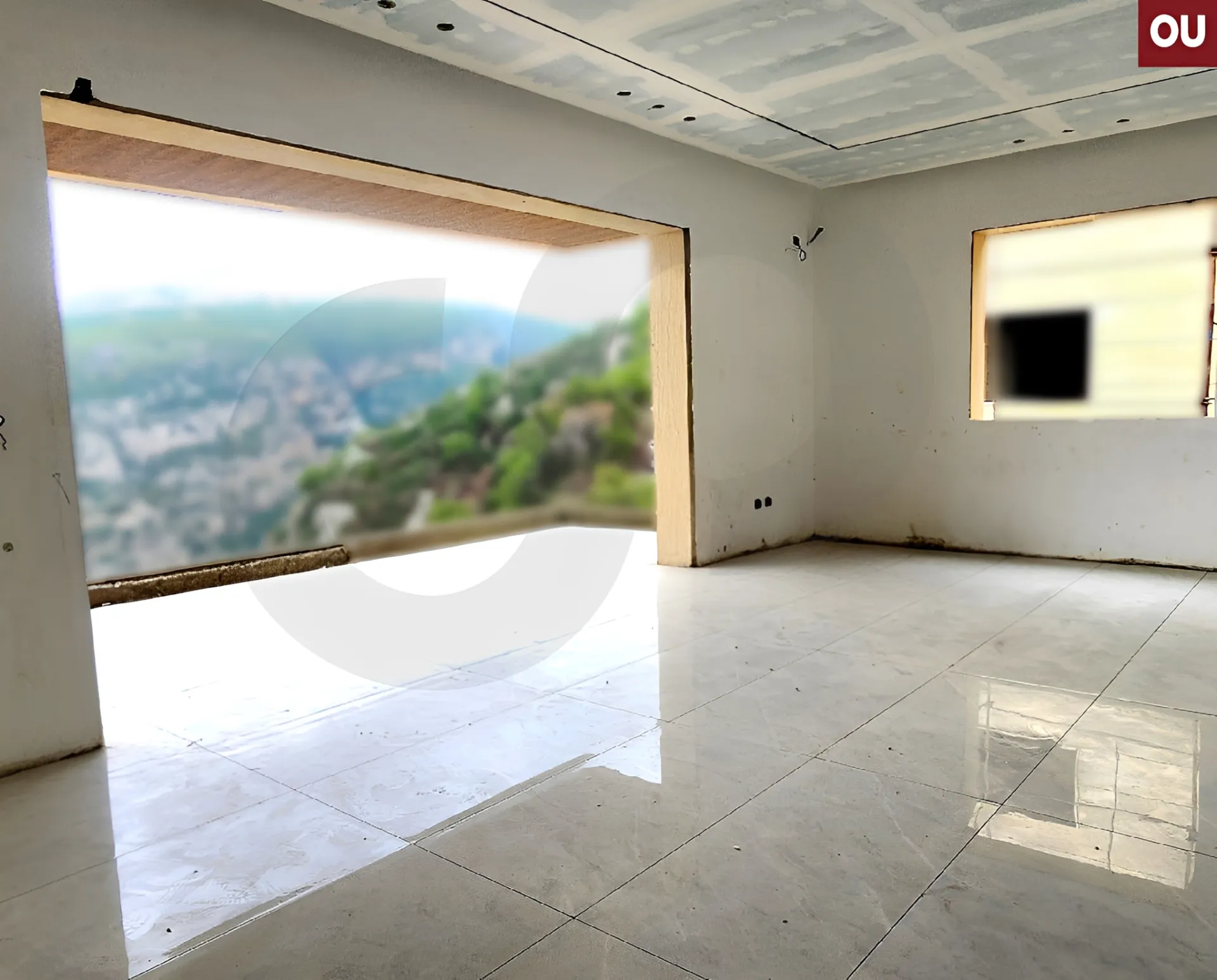 Apartment for Sale in Qornet El Hamra