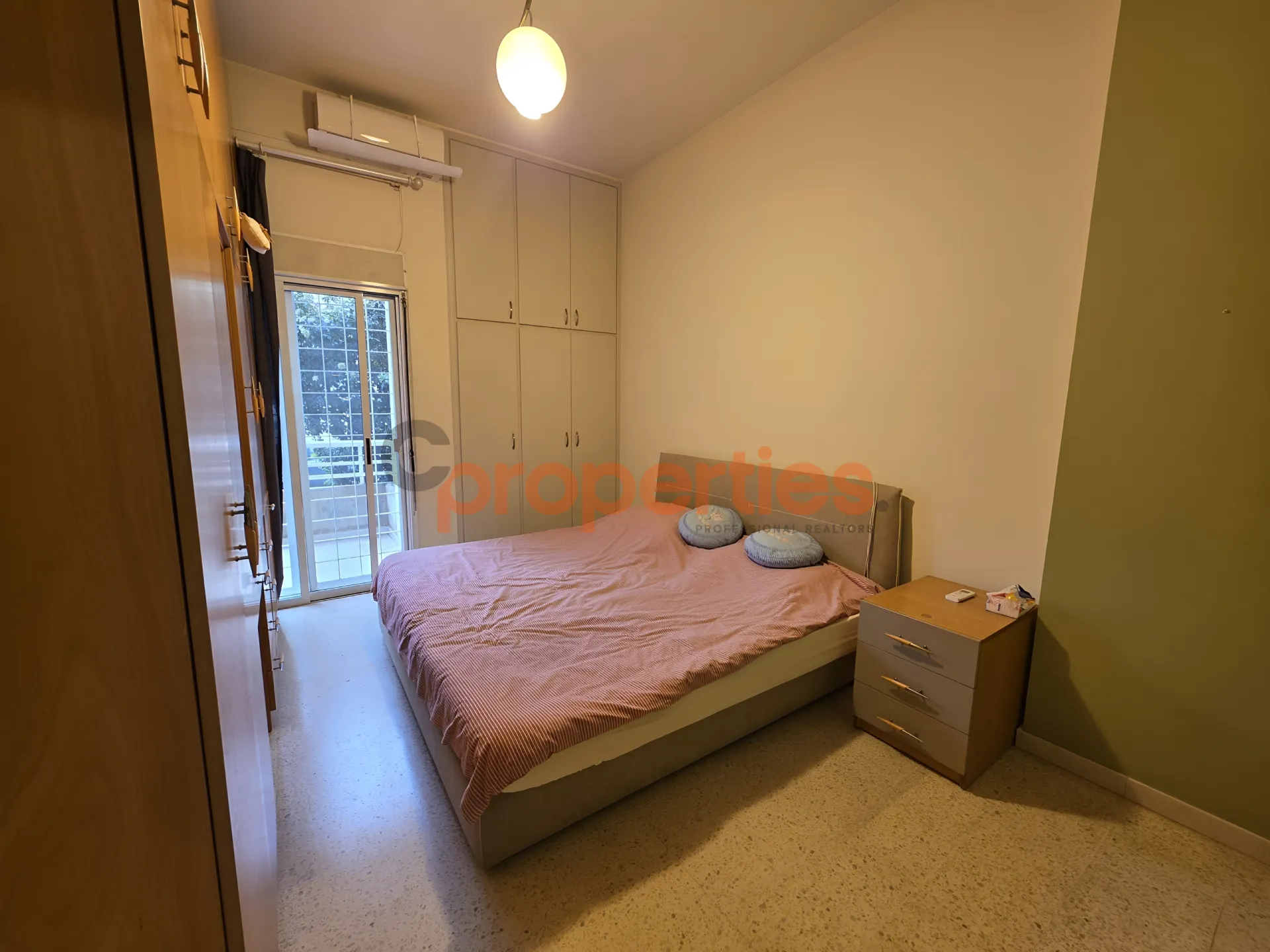 Apartment for Sale in Ain Aar