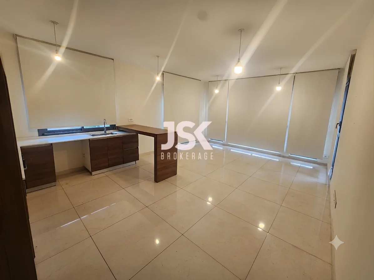 Apartment for Rent in Achrafieh - 2 bed, 2 bath