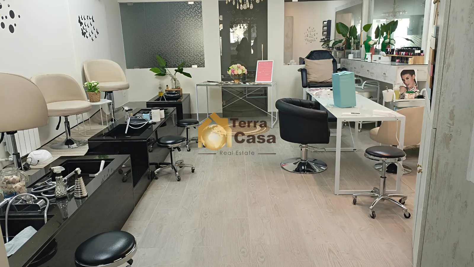 Shop for Sale in Ain el Ghossein