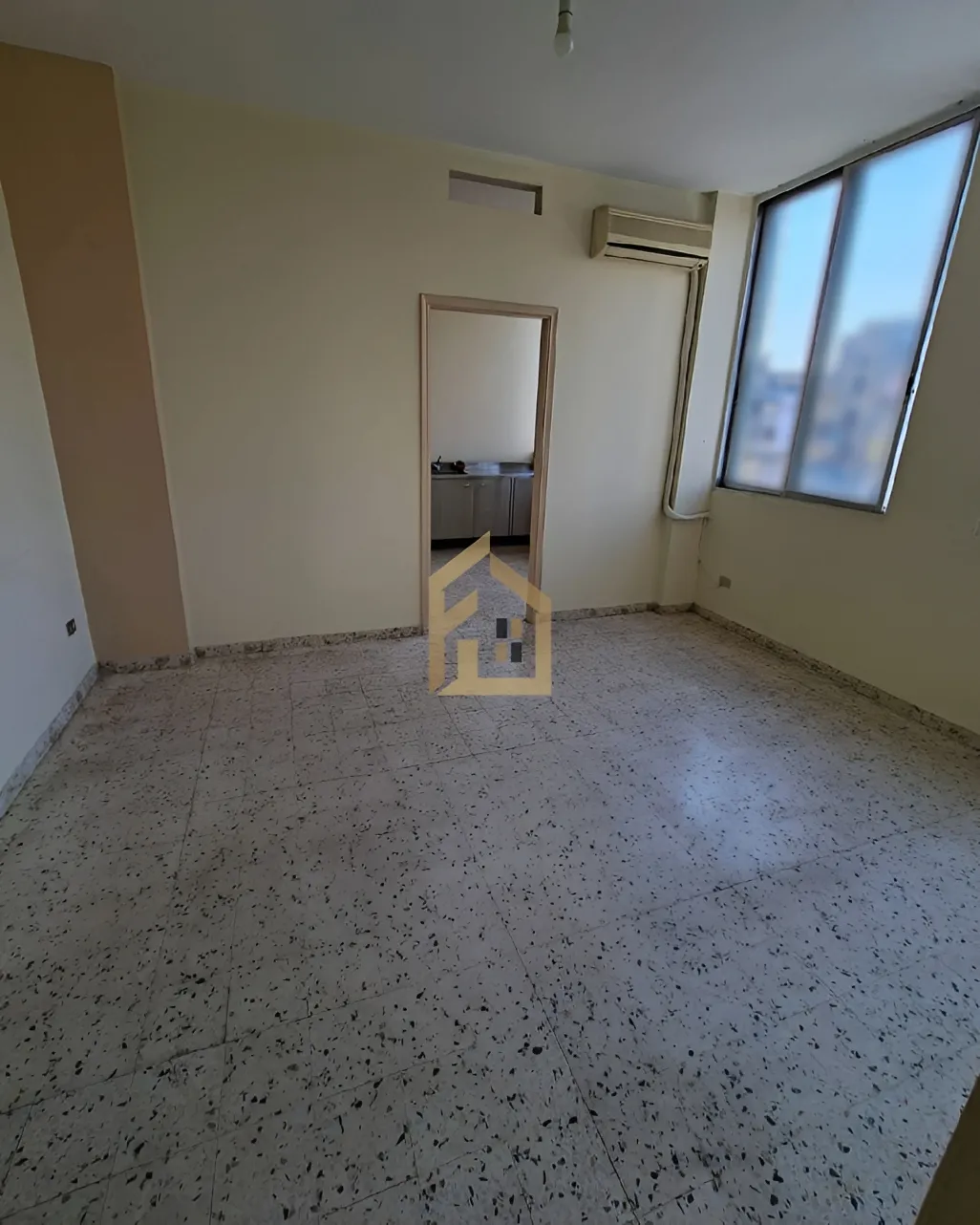 Office for sale in Daoura, Lebanon