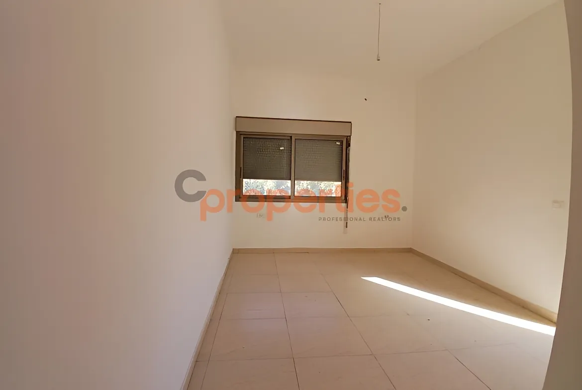 Apartment for Sale in Okaibeh