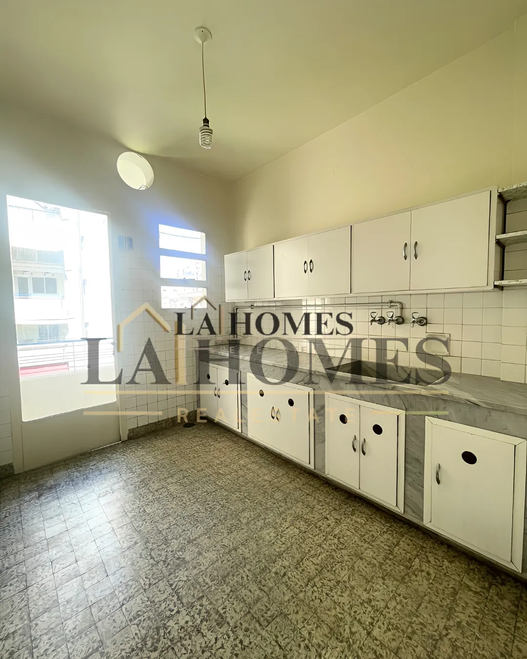 Apartment for rent in Achrafieh, beirut, lebanon