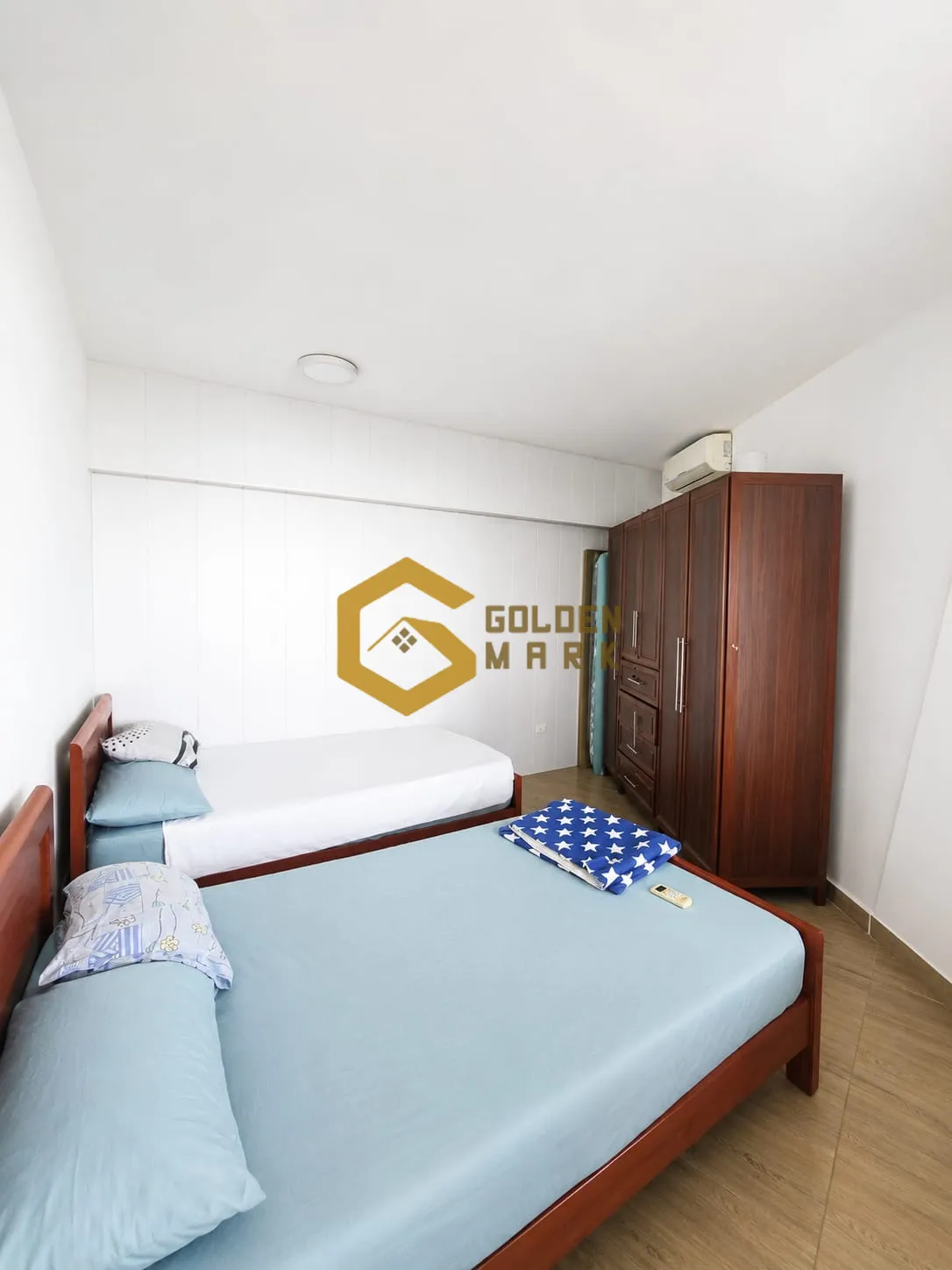 Chalet for Sale in Blat