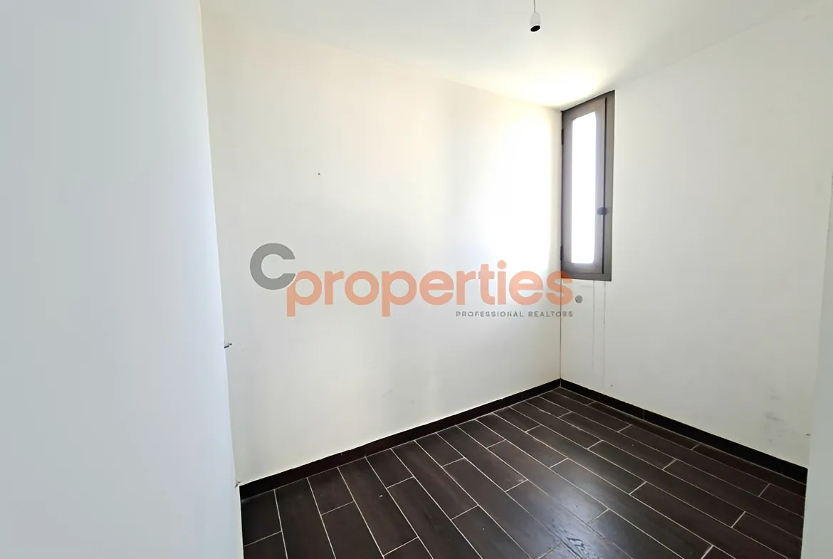 Apartment for Sale in Halat