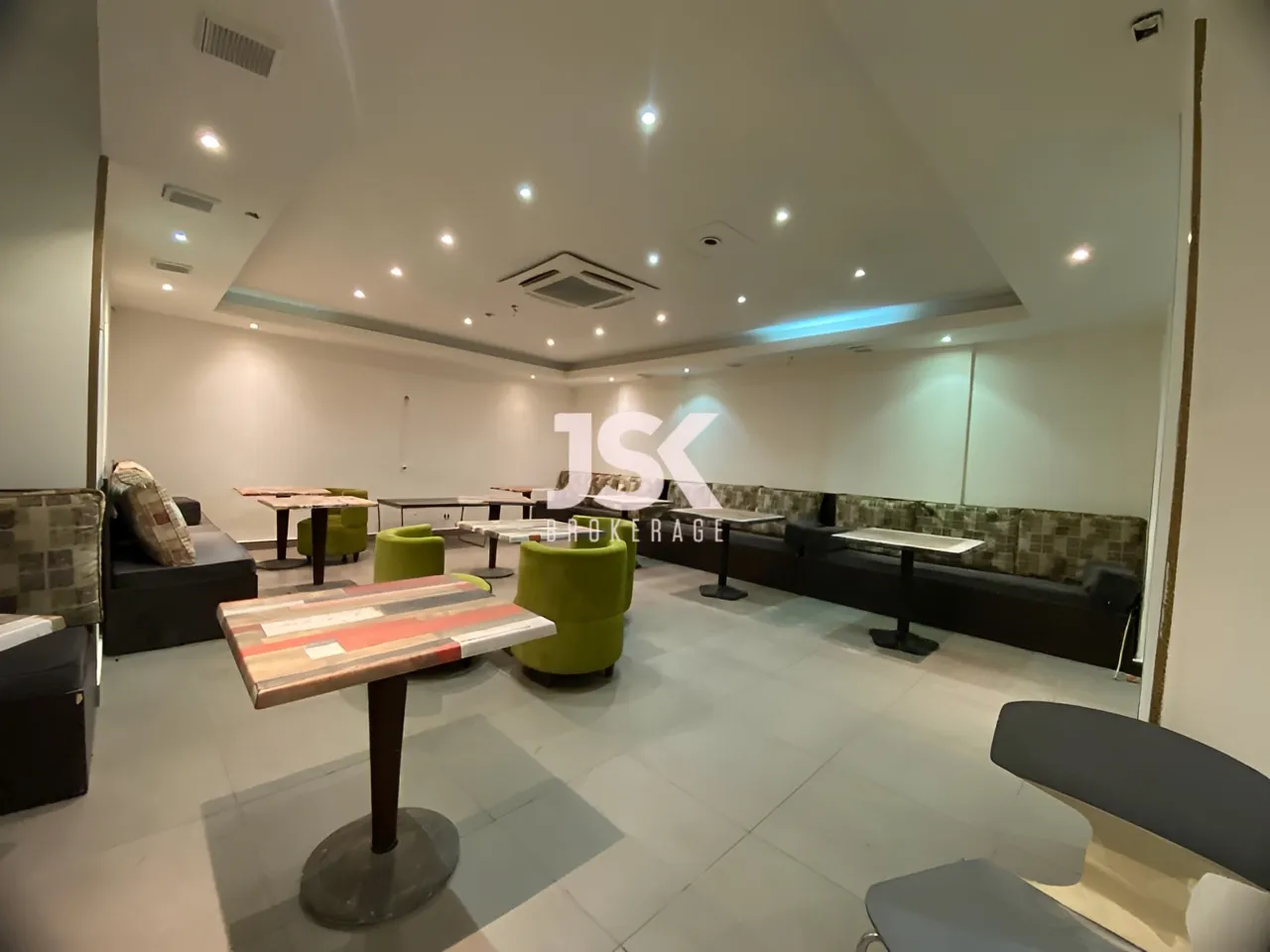 Restaurant for sale in Achrafieh