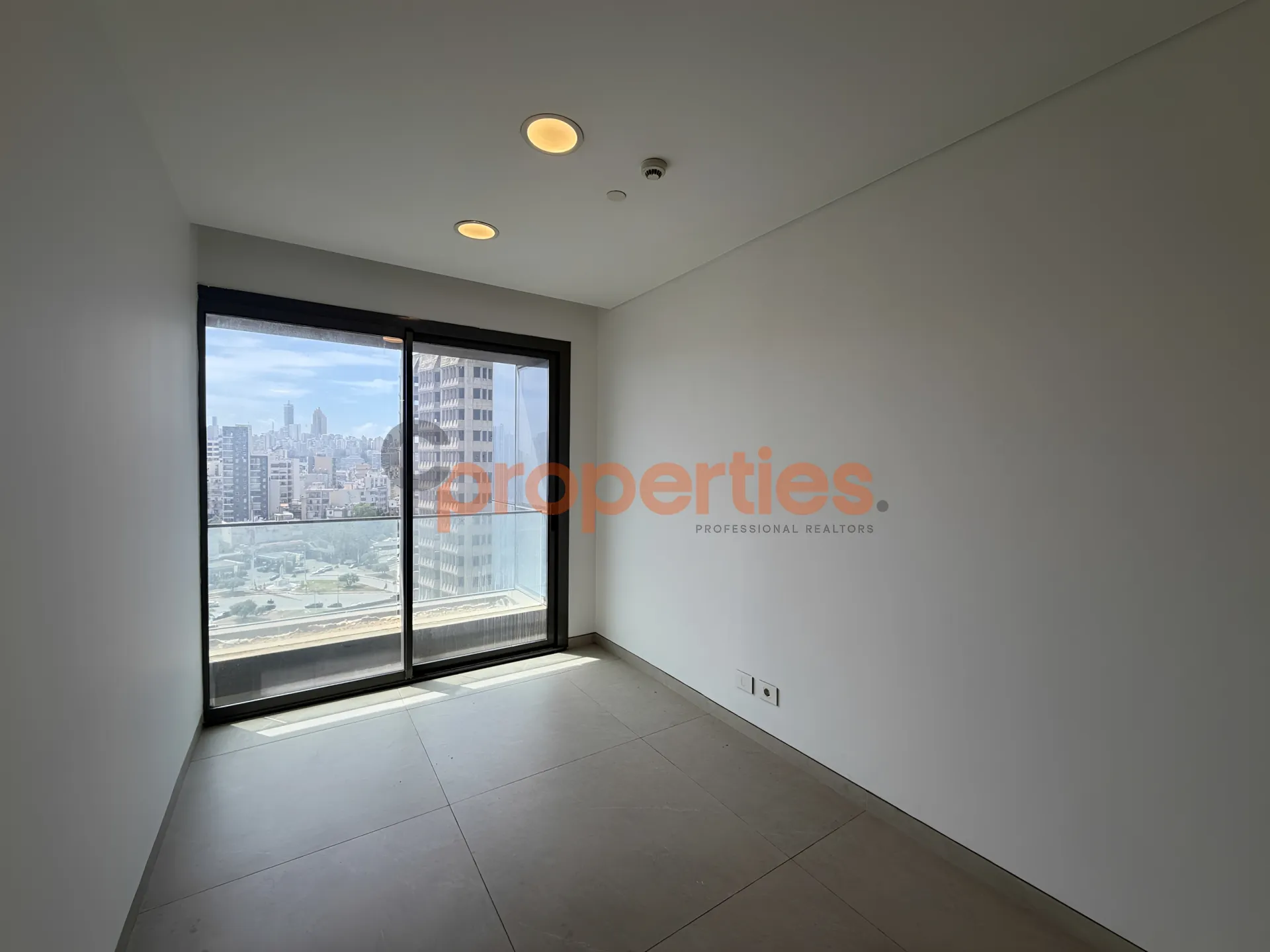 Office for Rent in Dekwaneh