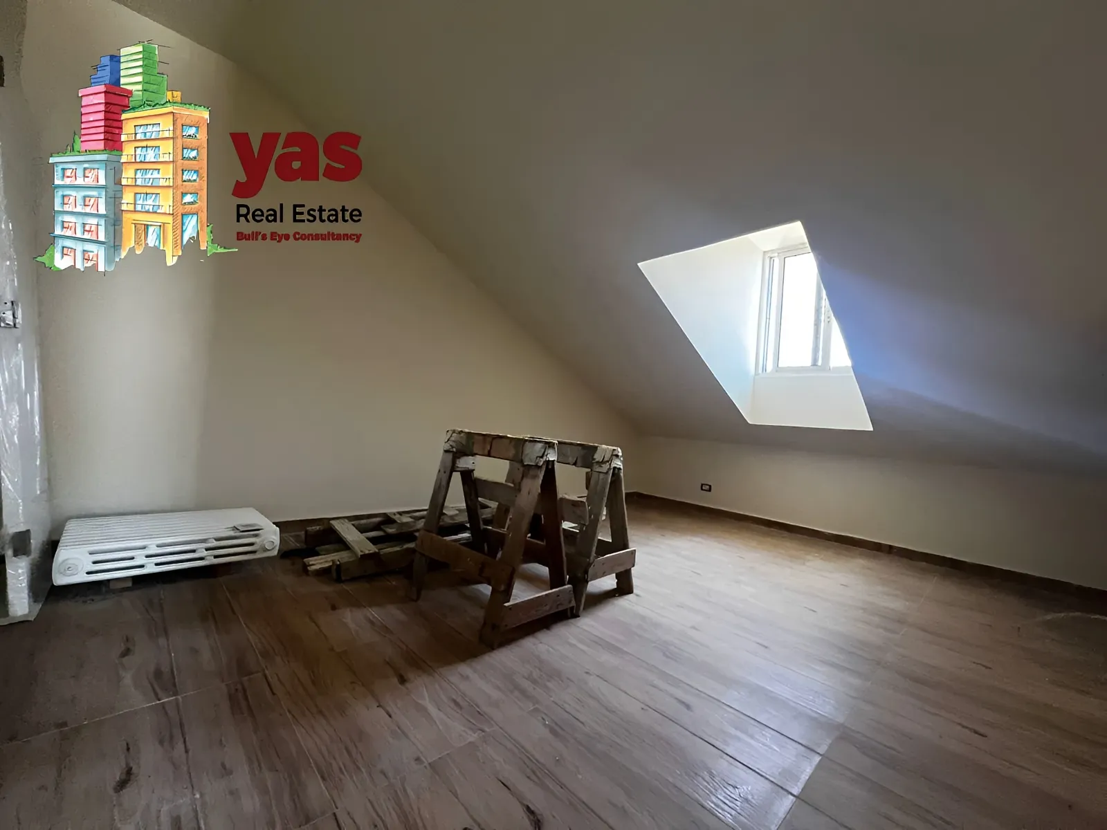 Apartment for Rent in Ballouneh - 3 bed, 3 bath