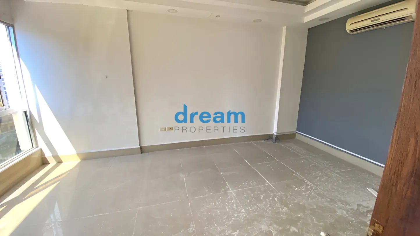 Office for rent in Bechara El Khoury