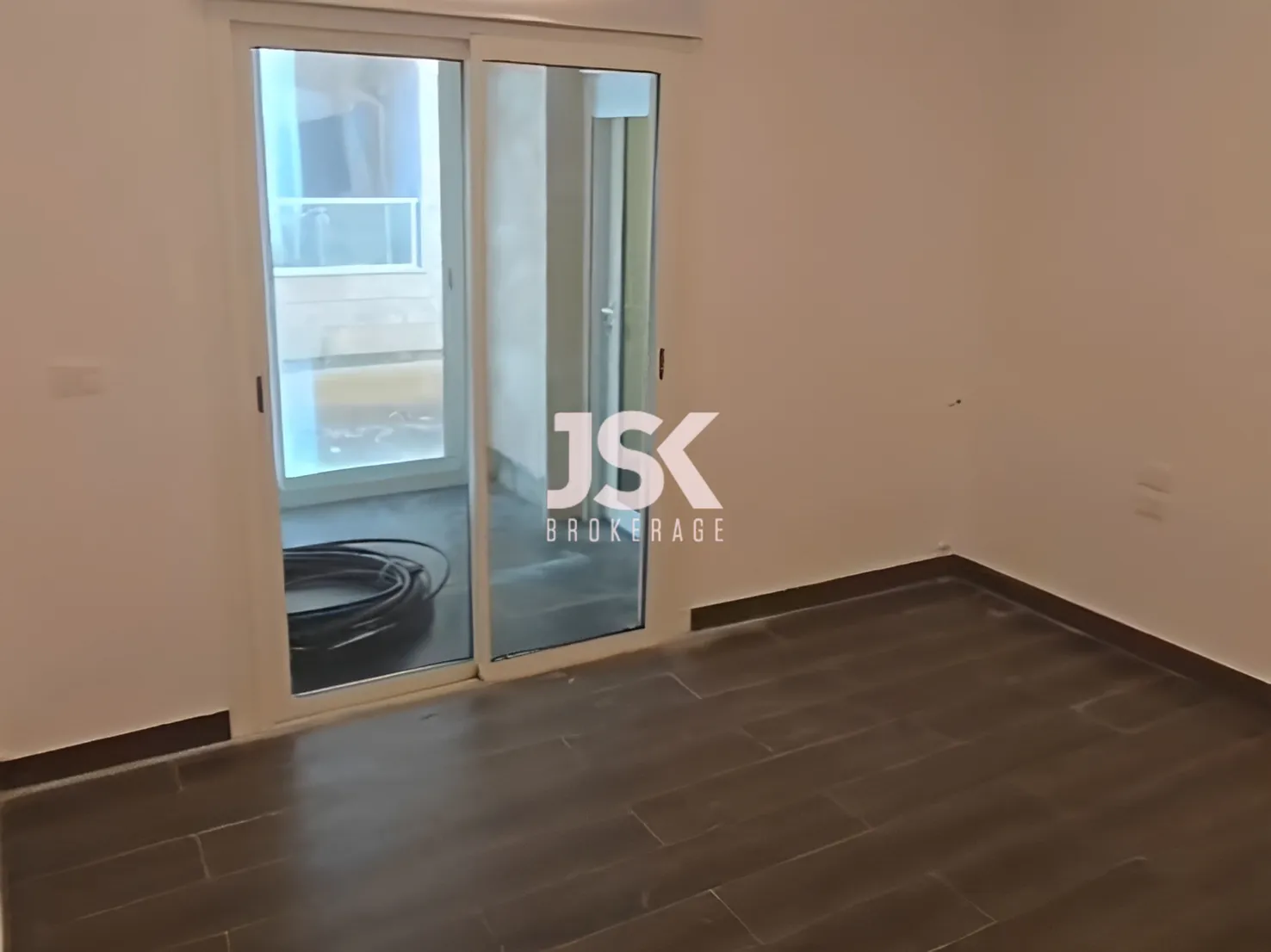 Apartment for Sale in Aamchit