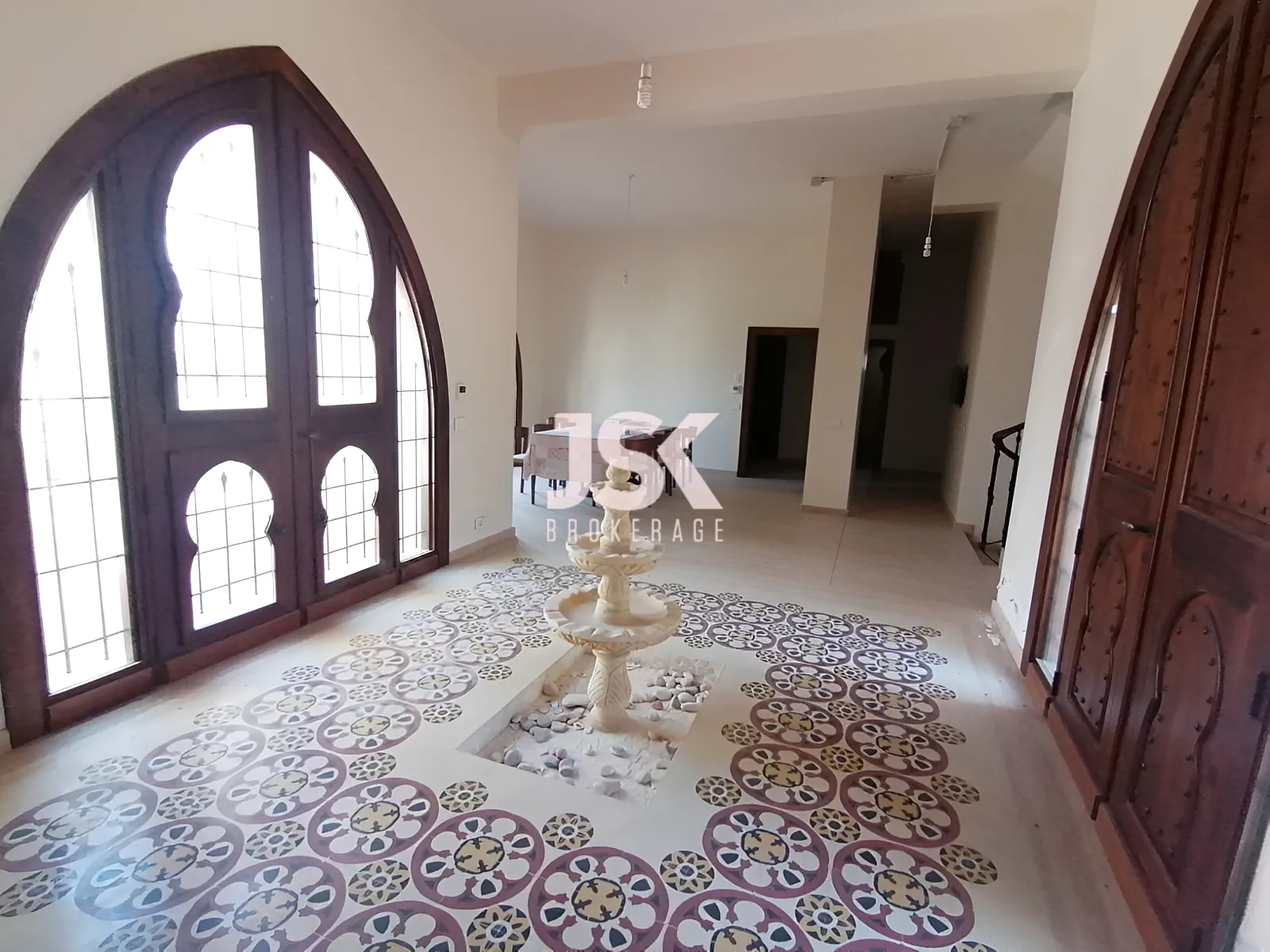 Villa for Sale in Aamchit