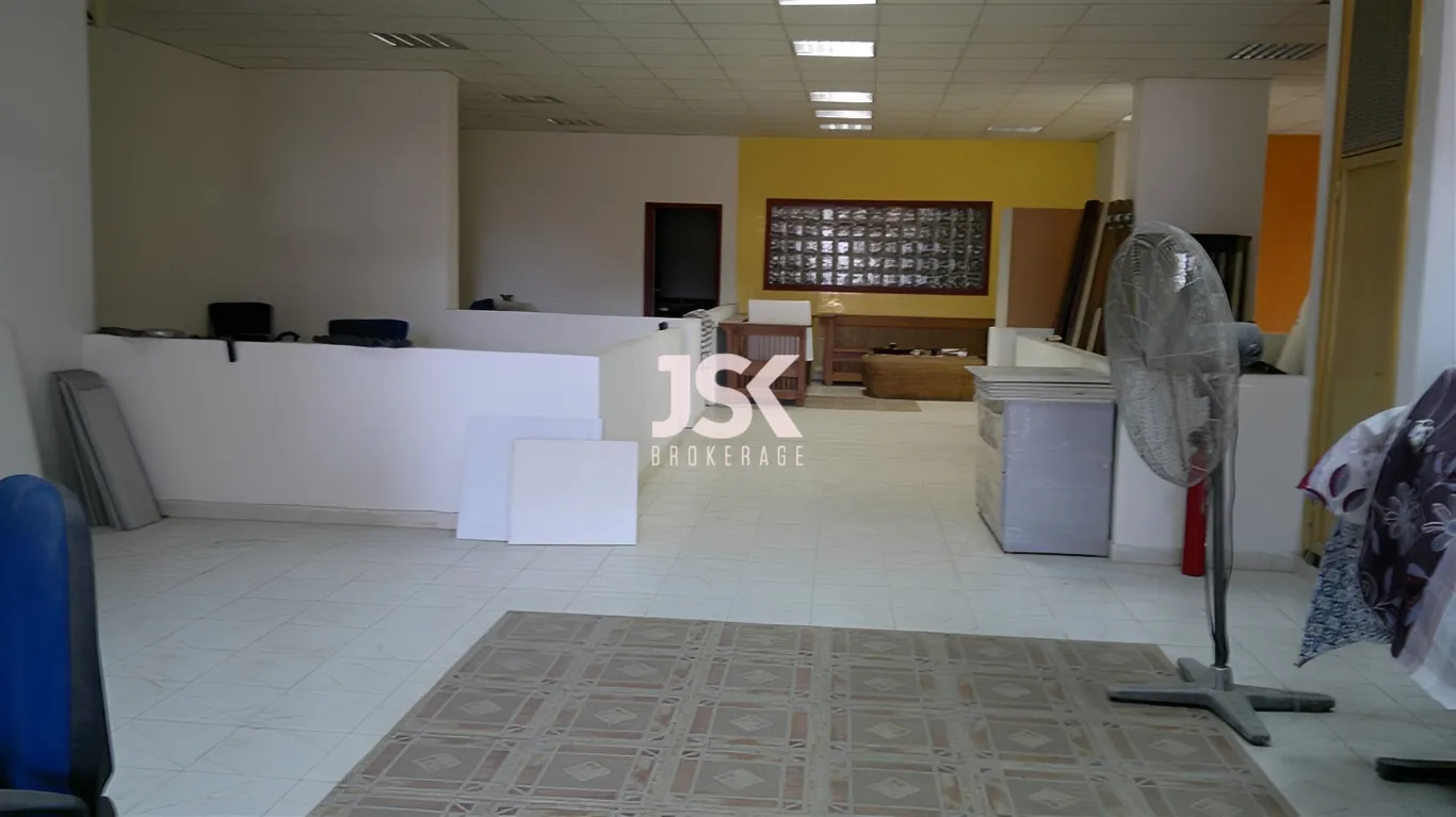 Office for Rent in Bsalim