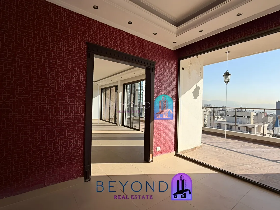 Apartment for rent in Kraytem, Beirut, Lebanon - 4 bed, 5 bath