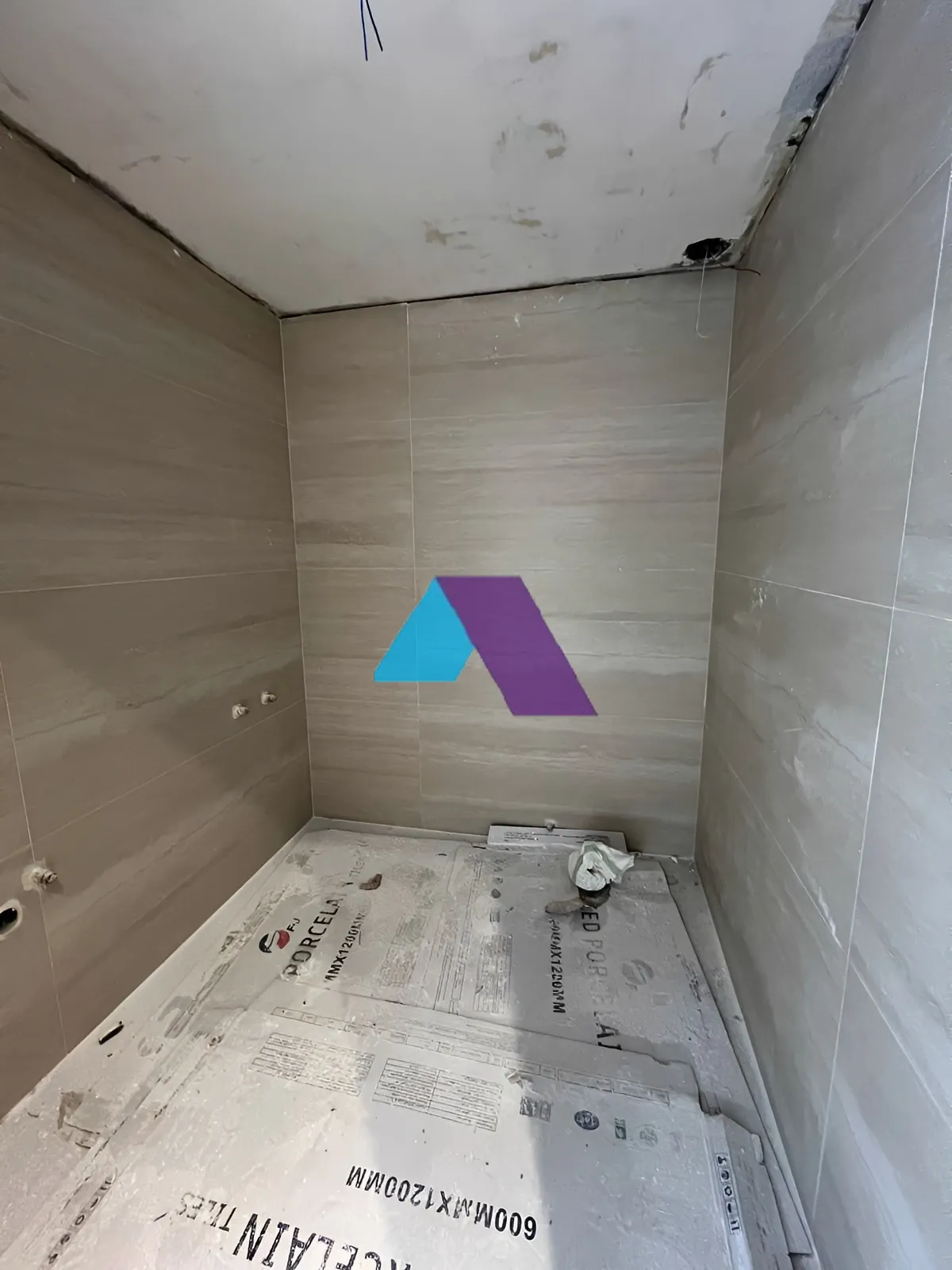 Apartment for Sale in Forn El Chebbak