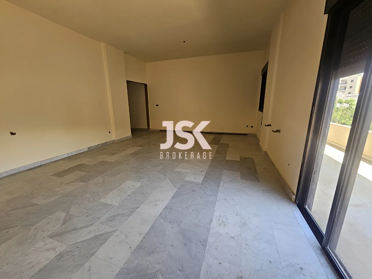 Apartment for Sale in Zgharta - 3 bed, 1 bath