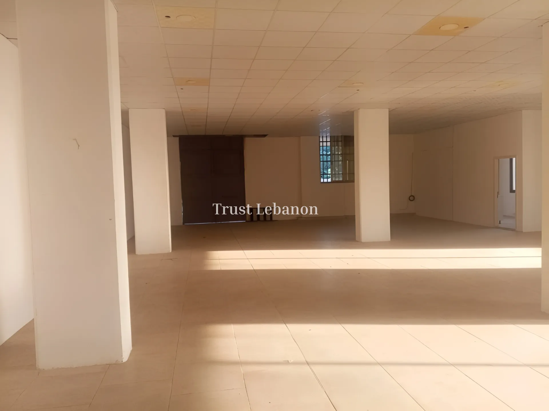 Warehouse for rent in Dekwaneh, Lebanon