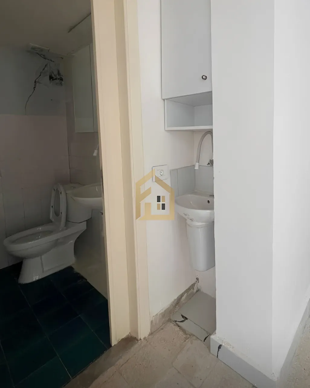 Office for rent in Jounieh, Lebanon
