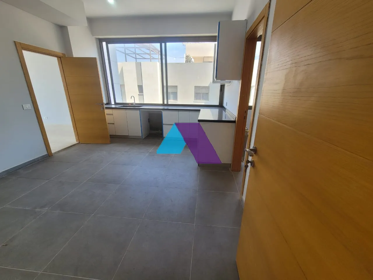 Apartment for Sale in Baabda - 3 bed, 4 bath