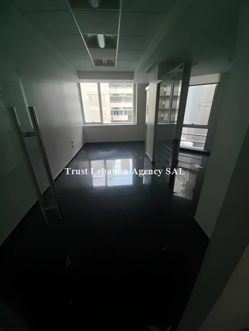 Office For Rent in Beirut, Sanayeh