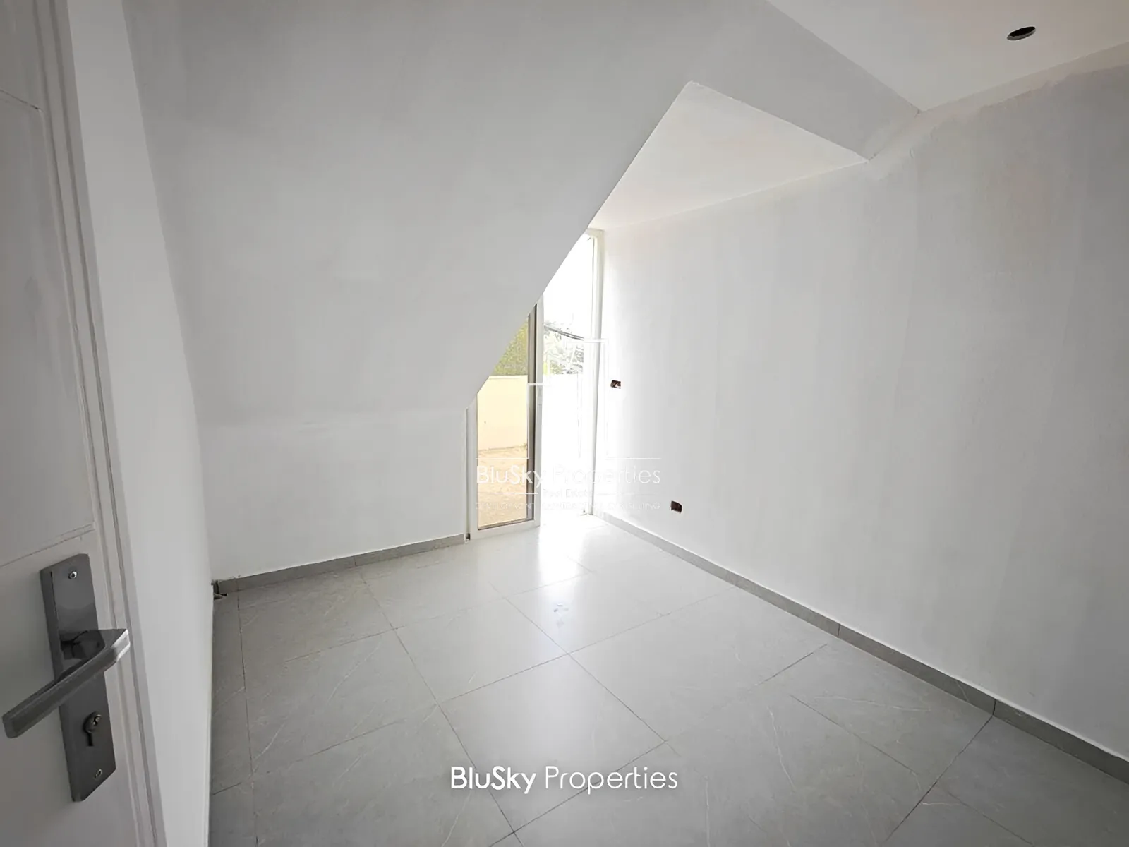 Duplex for Sale in Ouyoun Broumana