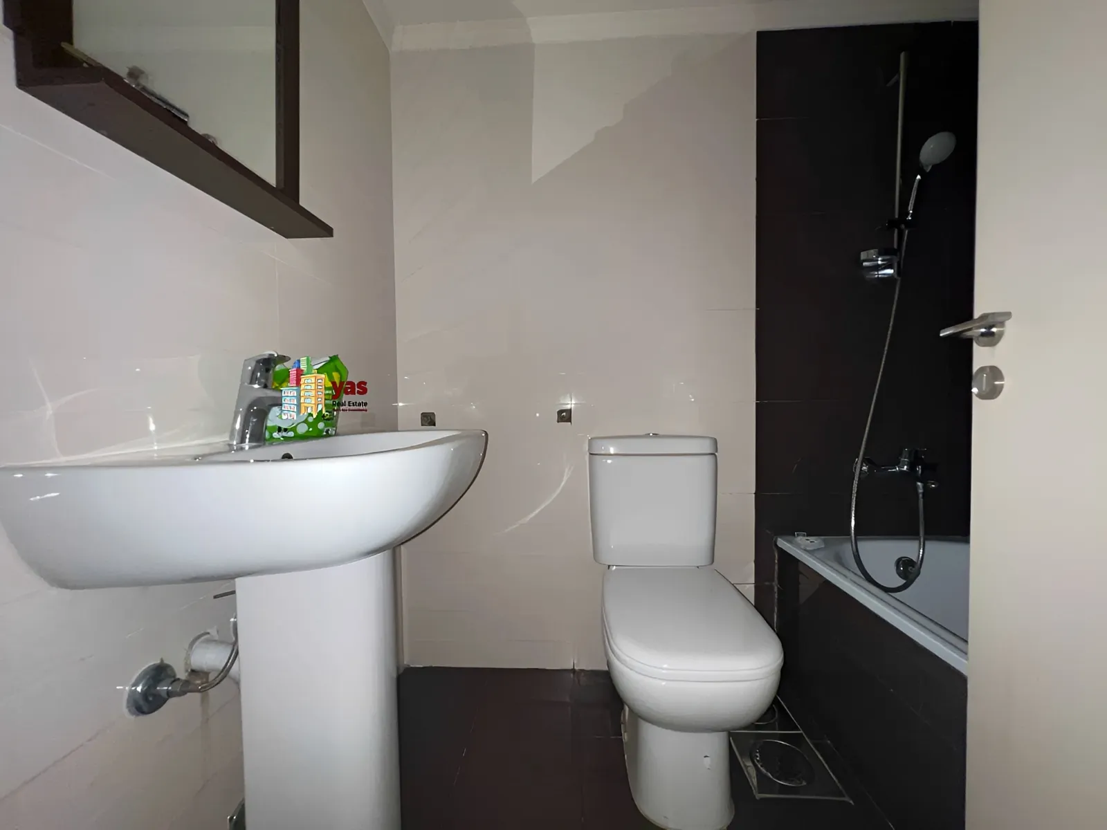Apartment for Rent in Haret Sakhr