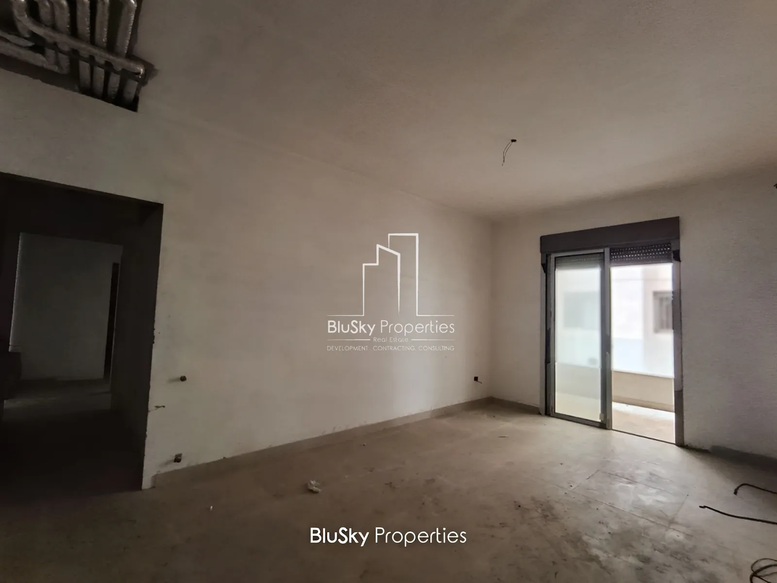 Apartment for Sale in Haret Sakher - 3 bed, 5 bath