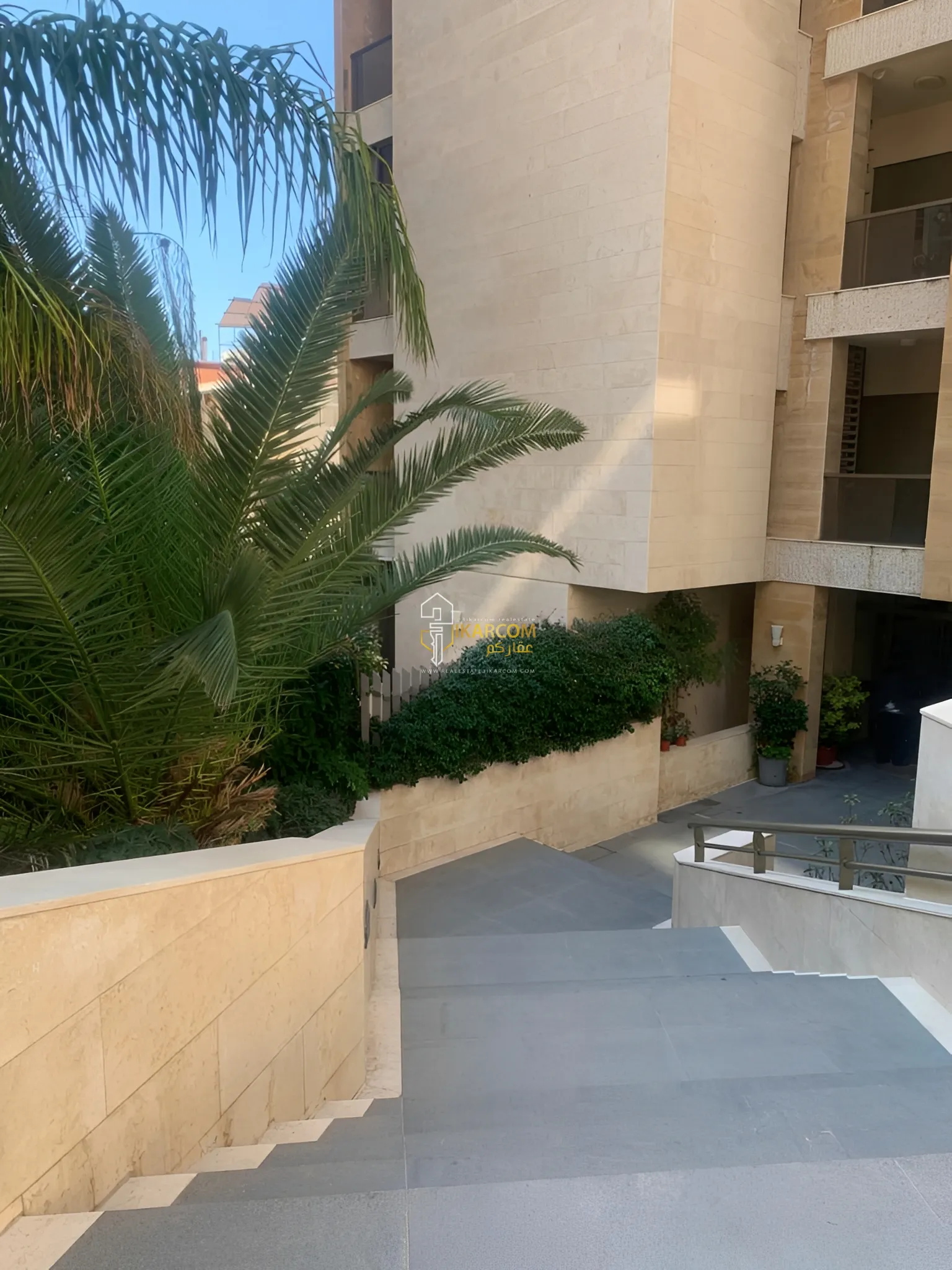 Apartment for Sale in Haret Sakher