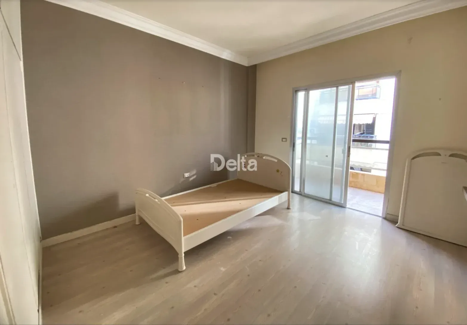 Apartment for sale in Dawhet Aramoun, Lebanon