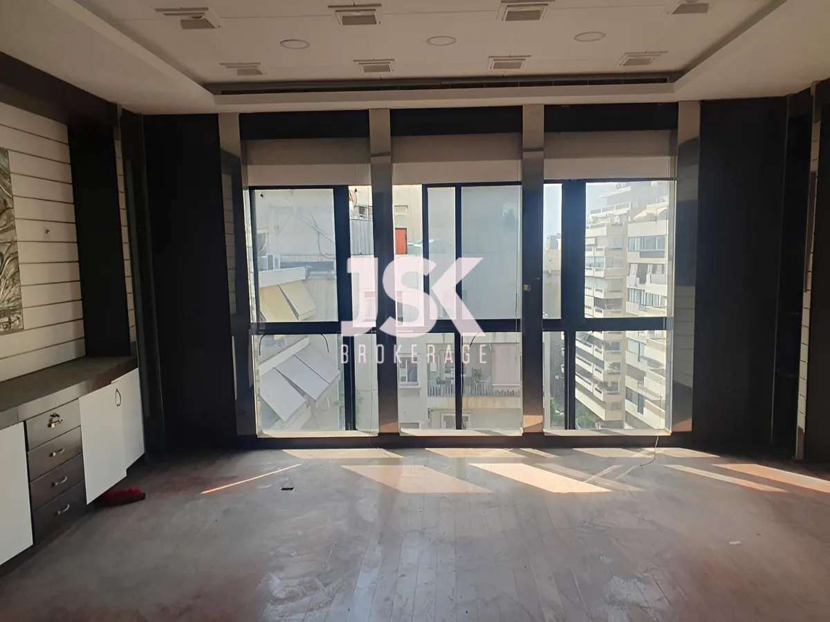 Office for rent in Verdun Beirut