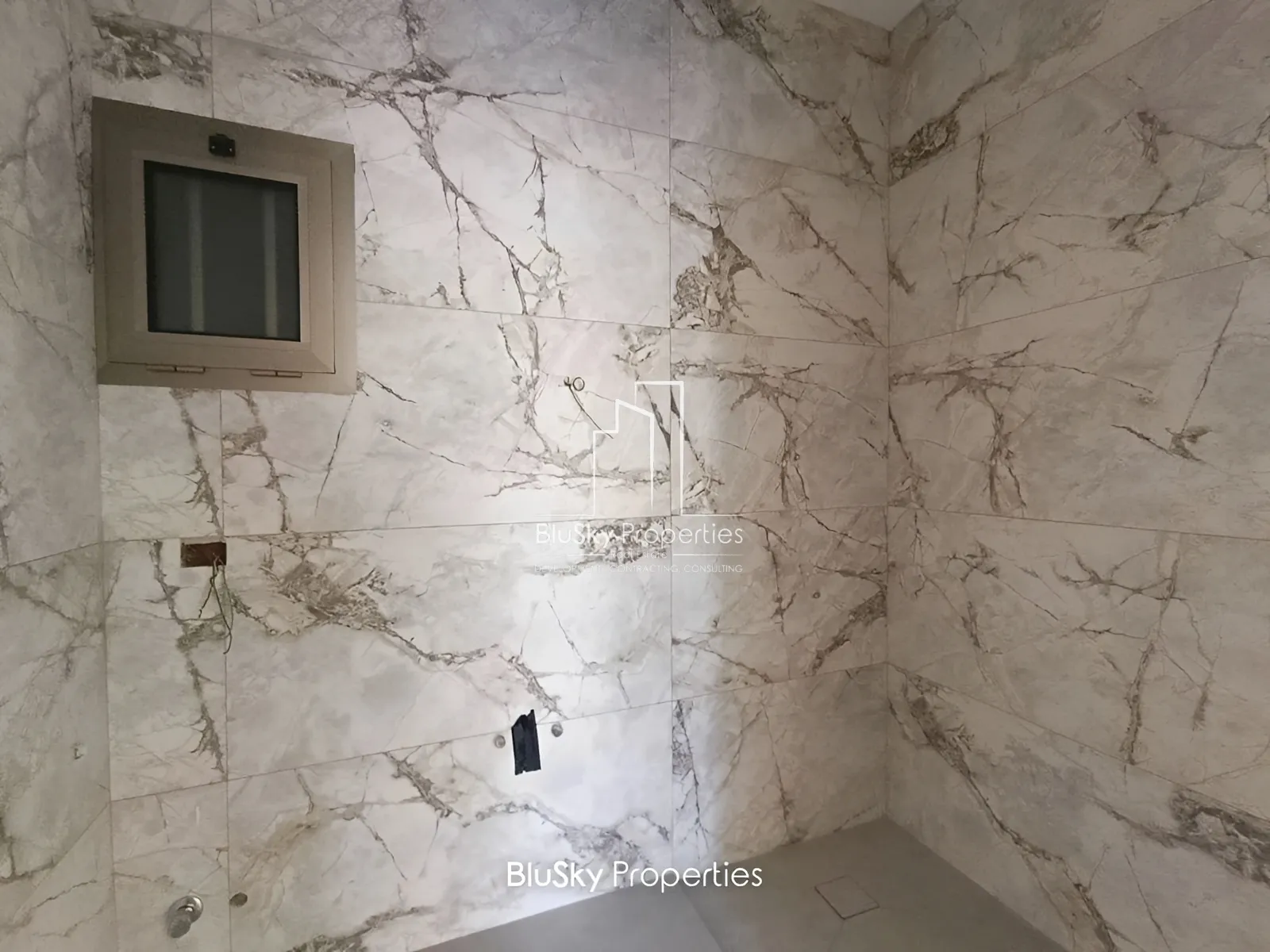 Apartment for Sale in Blat