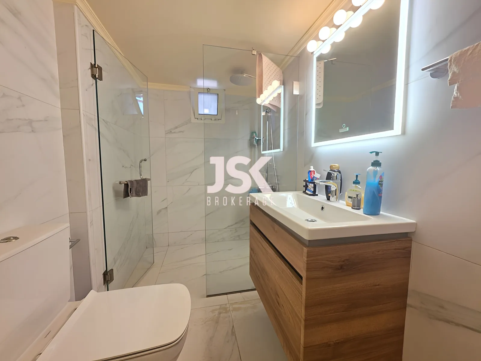Apartment for Sale in Yarzeh