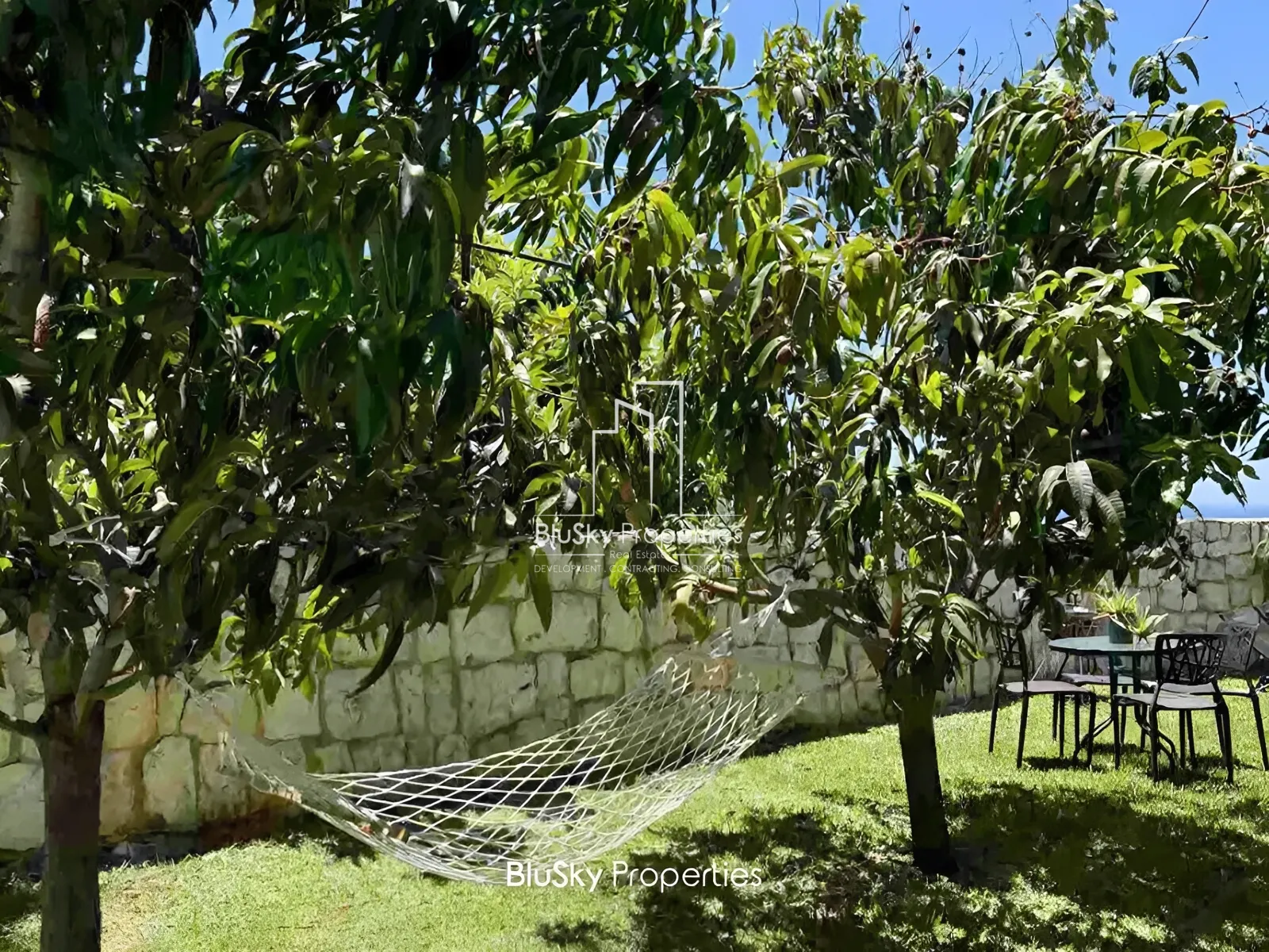 Villa for Sale in Kfarabida - 7 bed, 10 bath