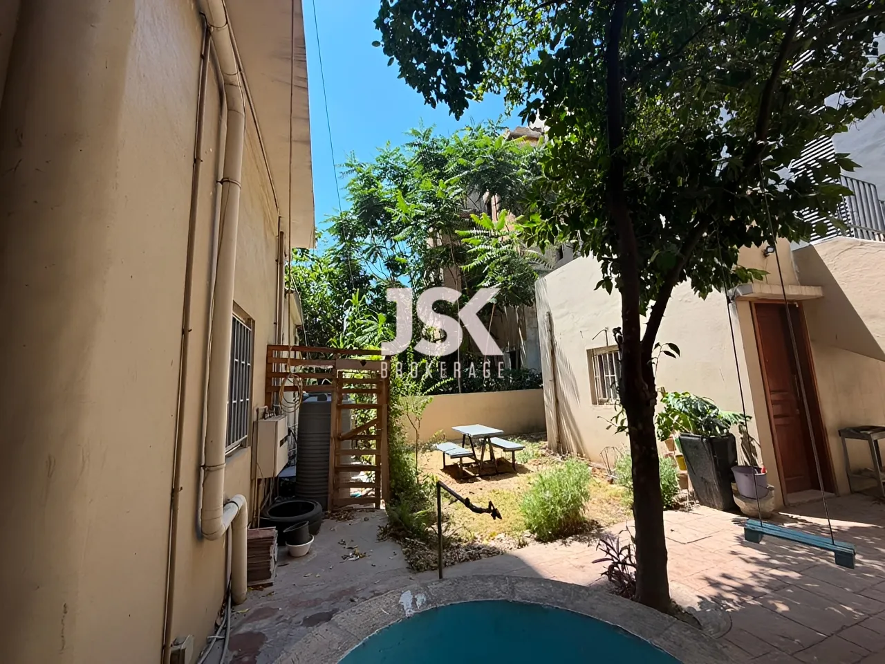 Building for Sale in Achrafieh
