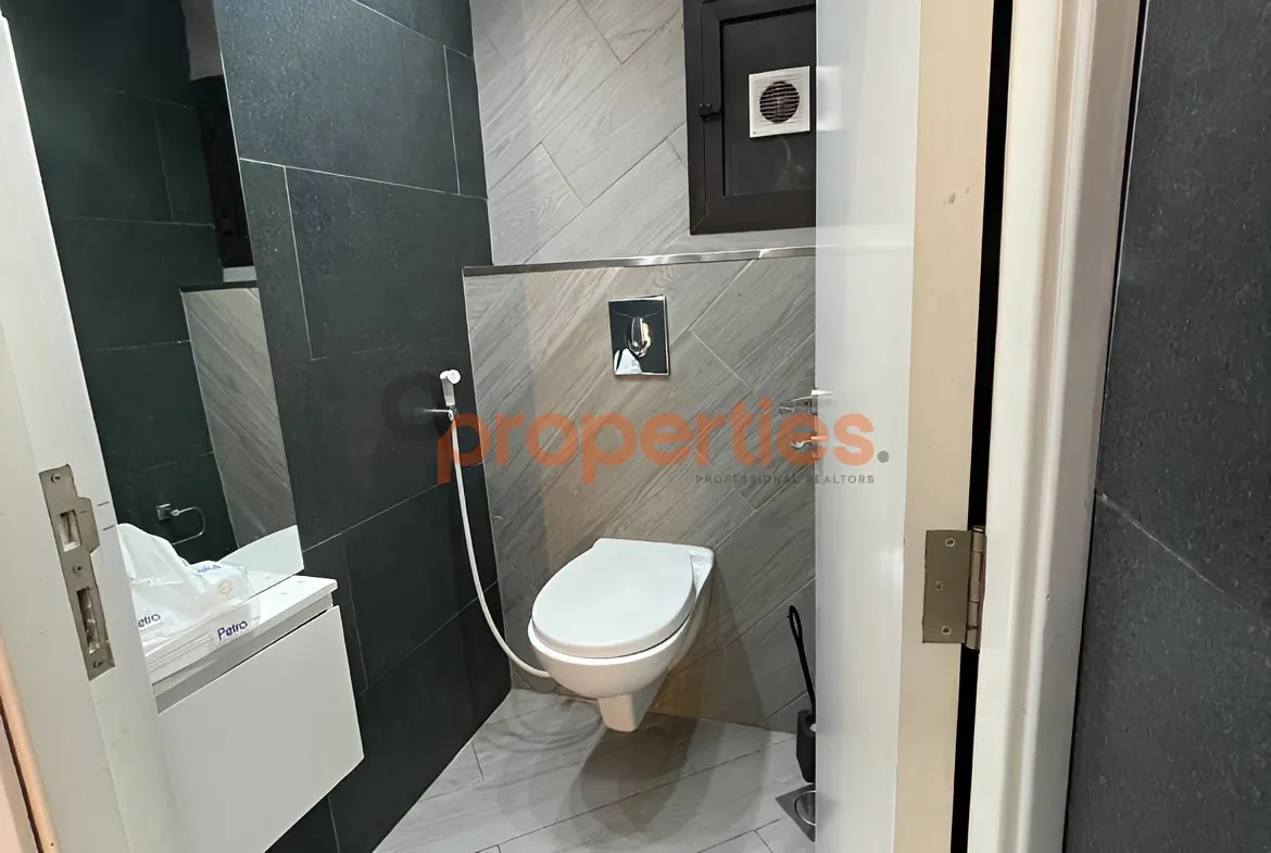 Office for Rent in Saifi Village