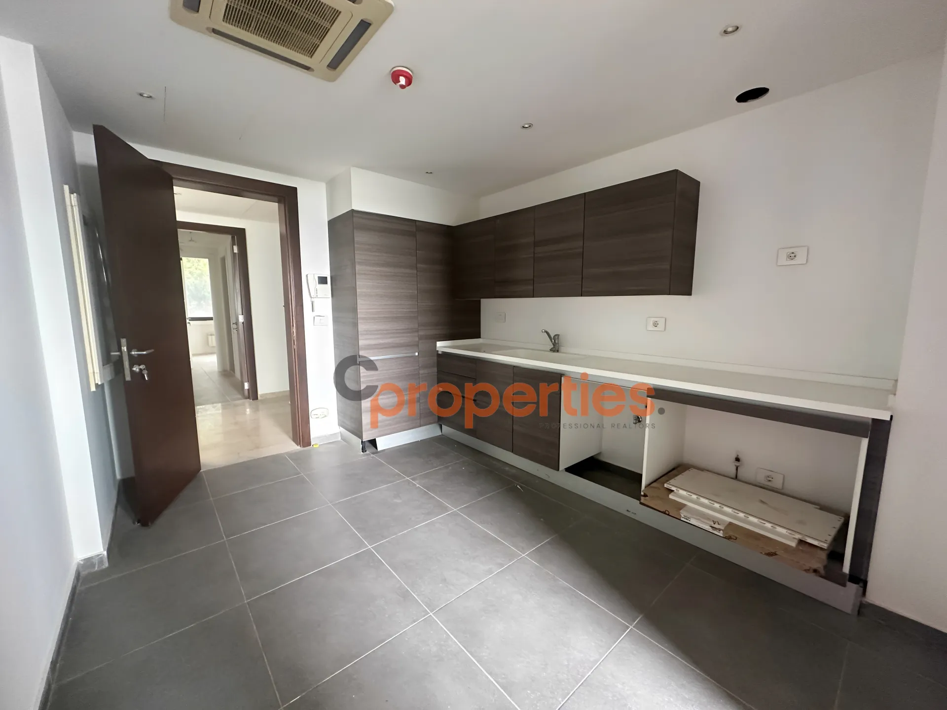 Apartment for rent in Biyyadah, Lebanon - 3 bed, 3 bath