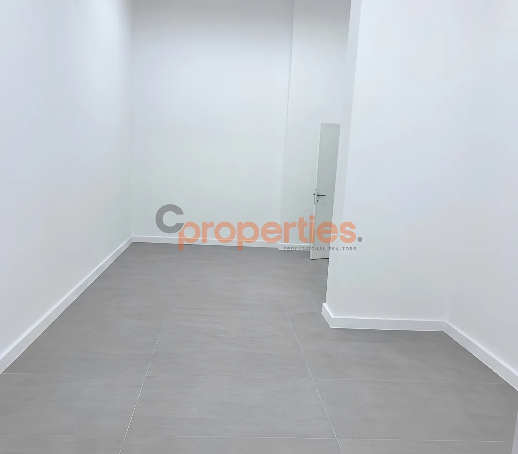 Warehouse for Sale in Achrafieh