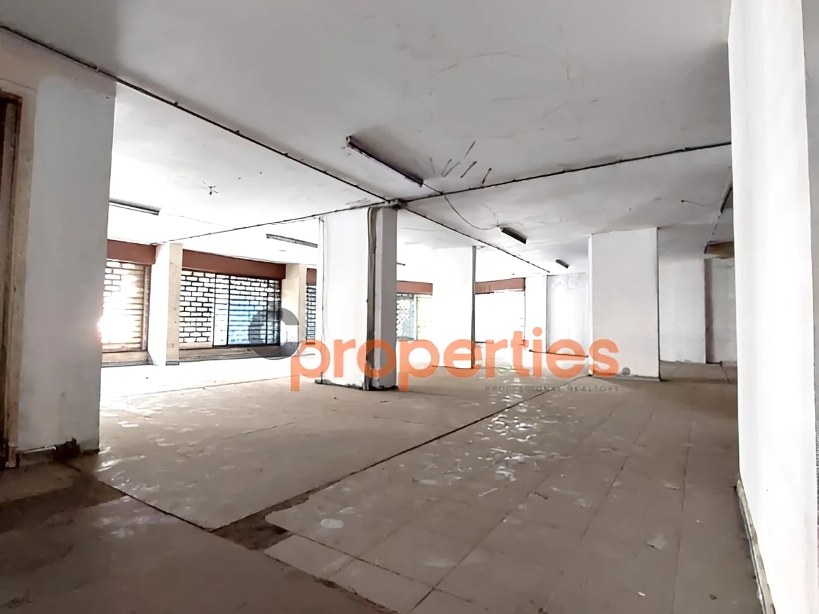 Showroom for Rent in Jdeideh