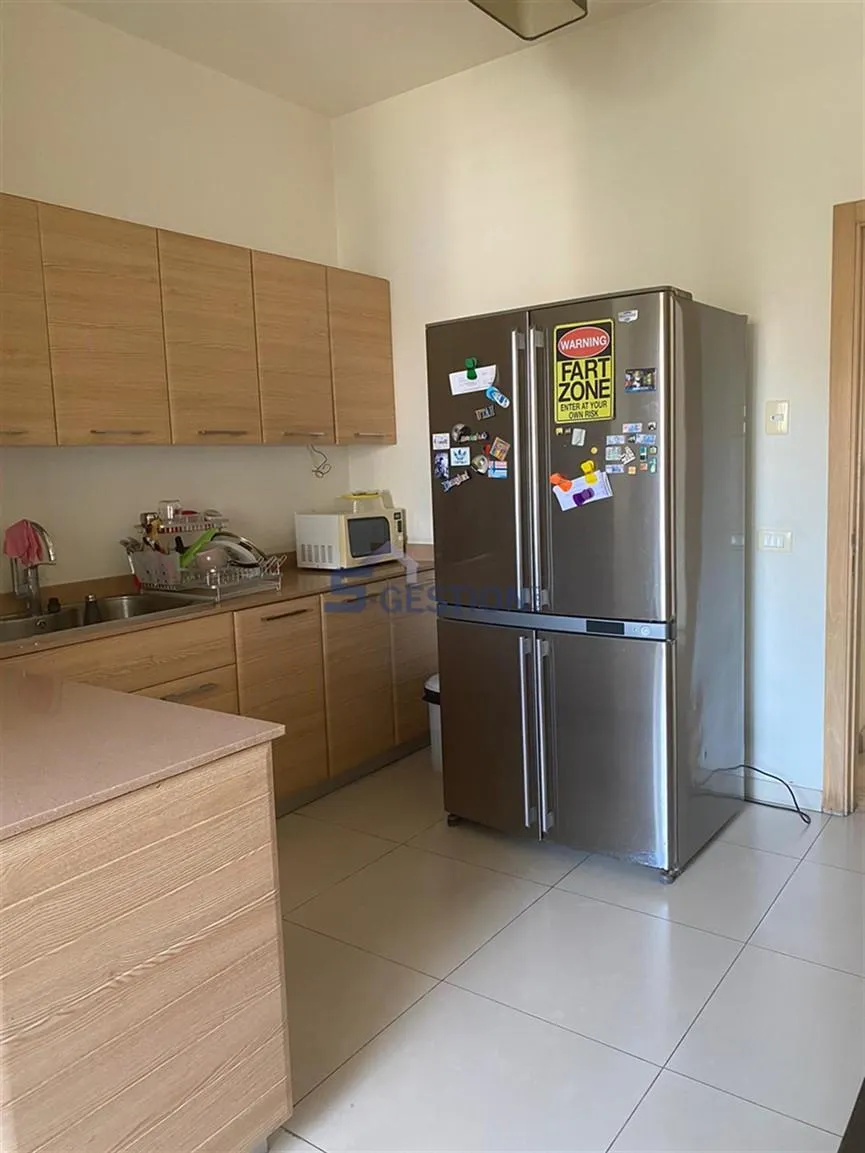Apartment for Sale in Hamra