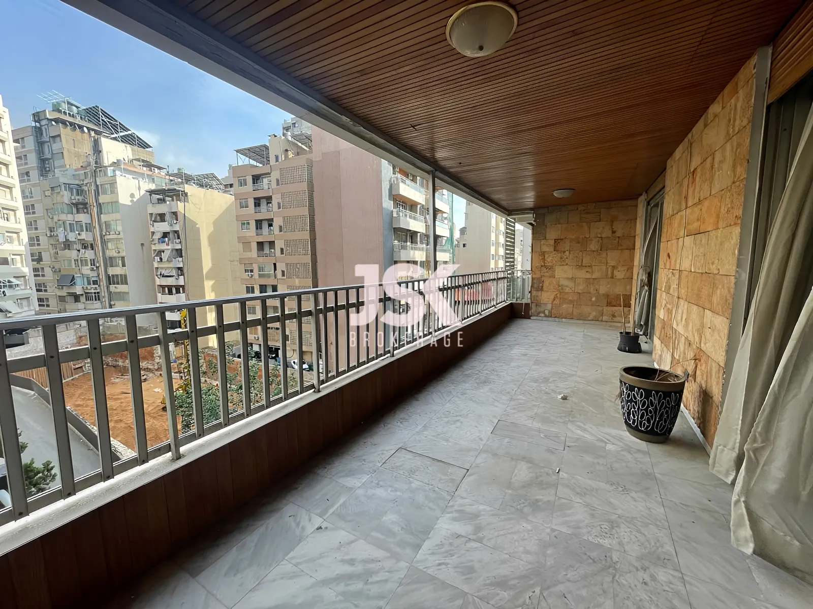 Apartment for Sale in Verdun
