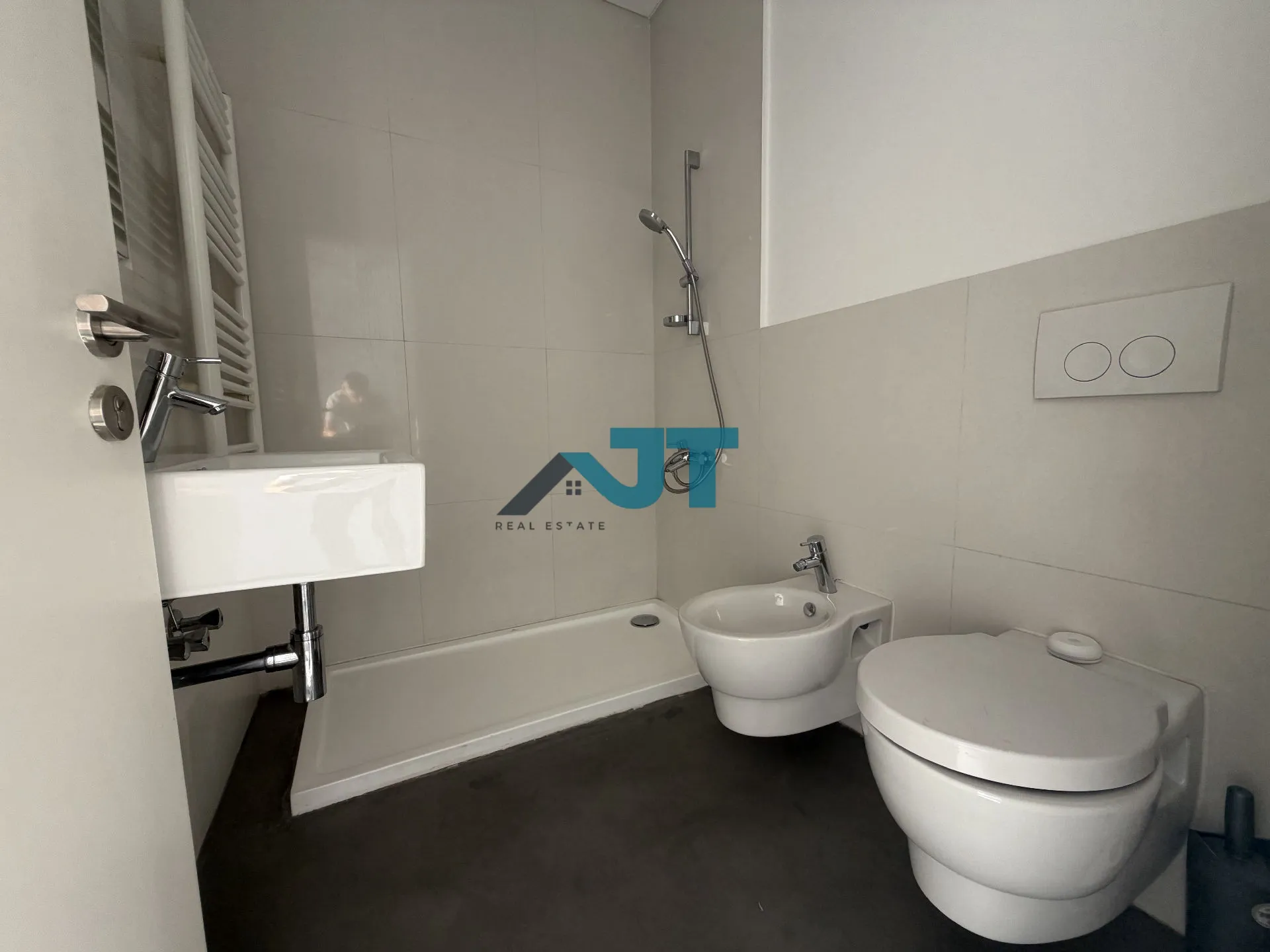 Apartment for rent in Achrafieh, beirut, lebanon