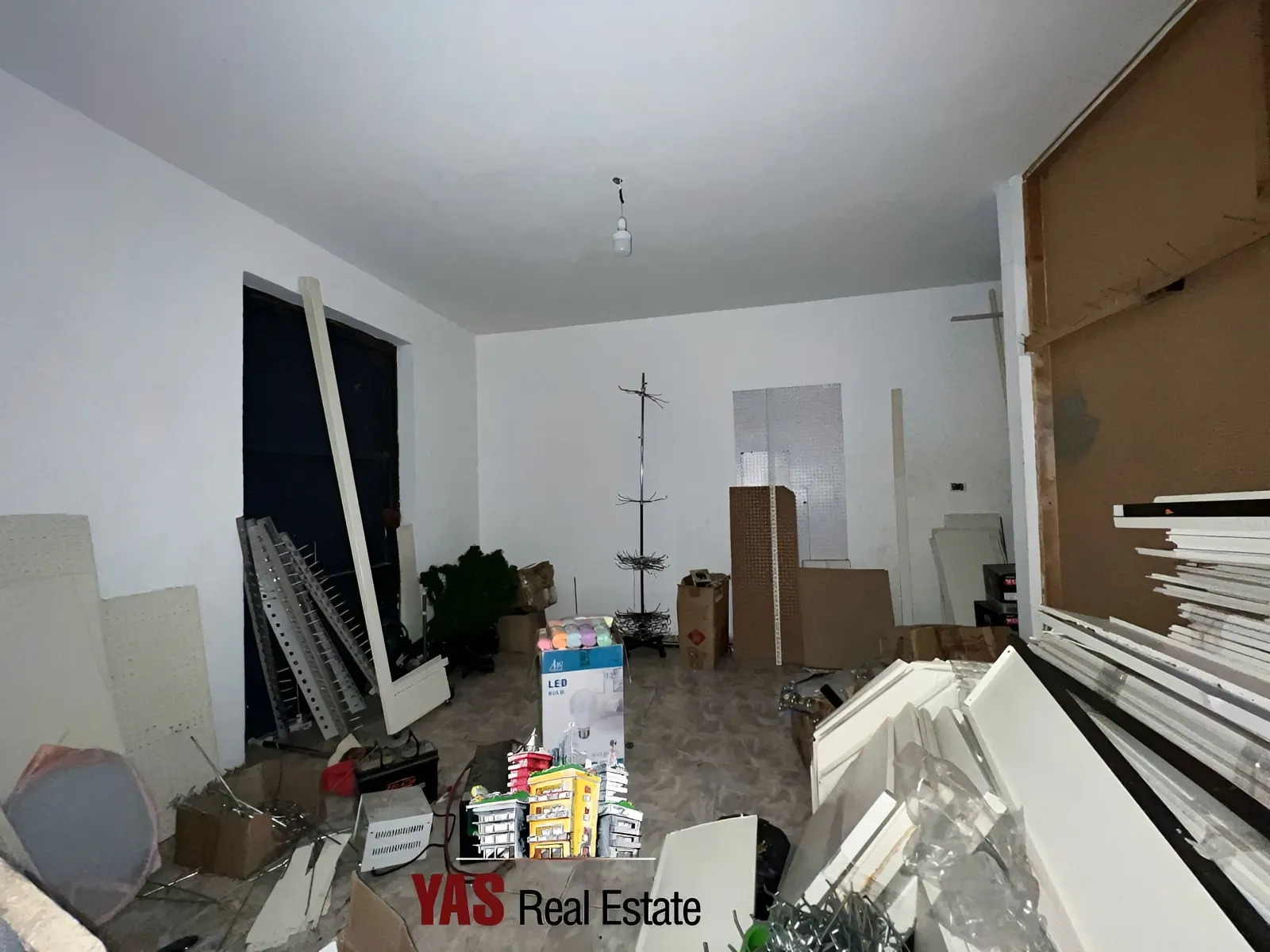 Shop for rent in Aintoura