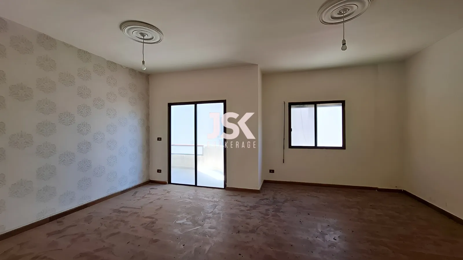 Apartment for Sale in Aamchit - 3 bed, 2 bath