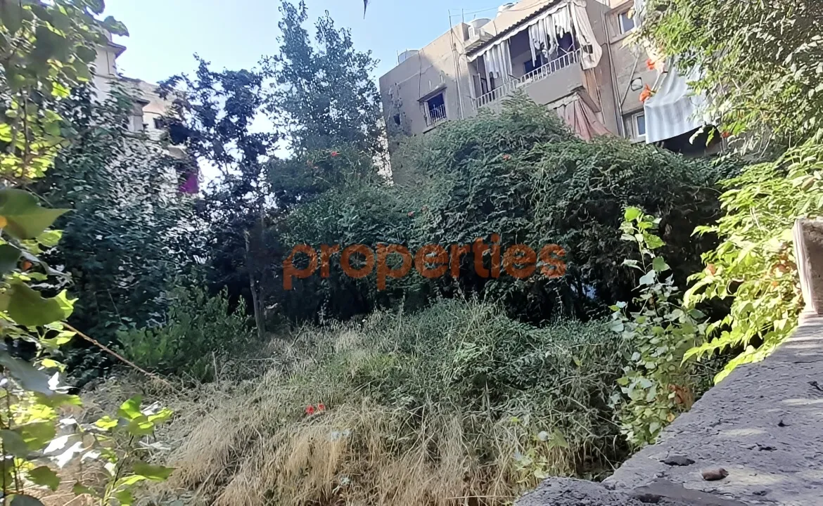 Residential Land for Sale in Haret Hreik