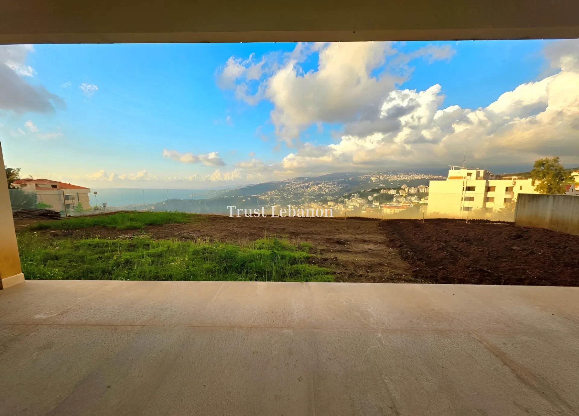 Apartment for sale in Cornet Chahwan, Lebanon - 3 bed, 5 bath