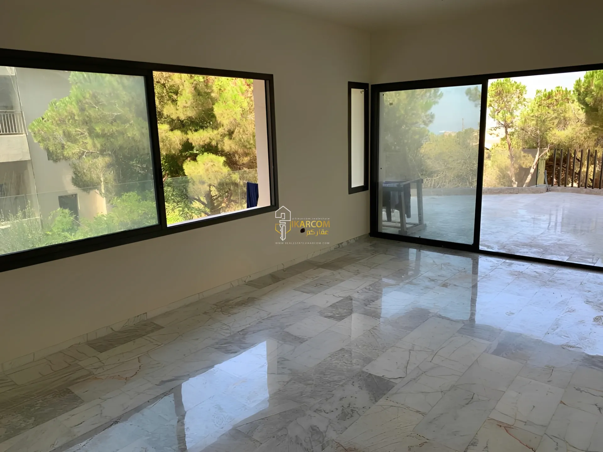Apartment for Sale in Ain Saadeh - 3 bed, 3 bath