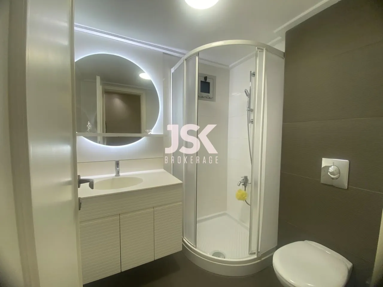 Apartment for Sale in Raoucheh